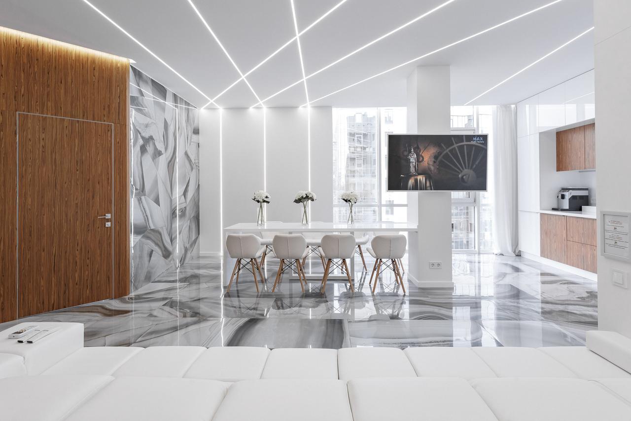 Royal Apartment Odessa Exterior foto